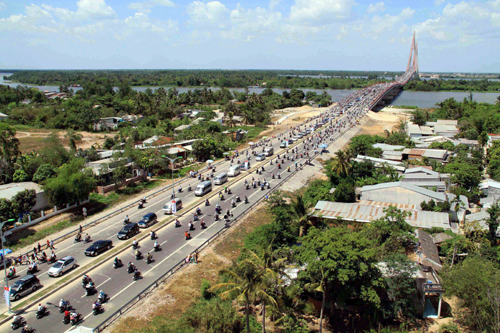 Ưu tiên đầu tư hạ tầng giao thông ảnh 1